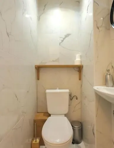 Lumineux A Chartrons / Jardin Public 波尔多